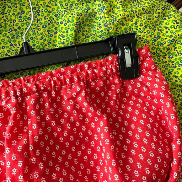handmade red white micro floral print lounge shorts - Picture 6 of 7